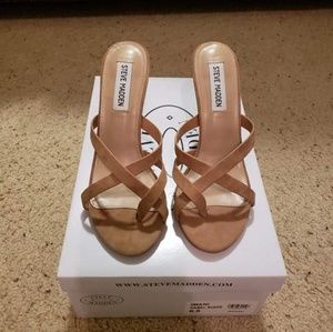 NWT Steve Madden Imani Camel Suede Heels